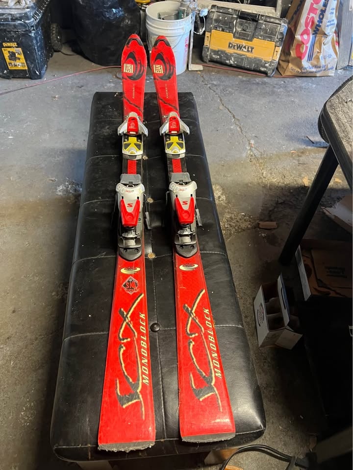 Elan Monoblock Parabolic Skis - Women's - photo 3