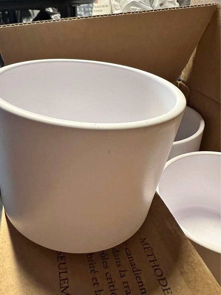 White Small Indoor Ceramic Plant Pots - 18 pcs