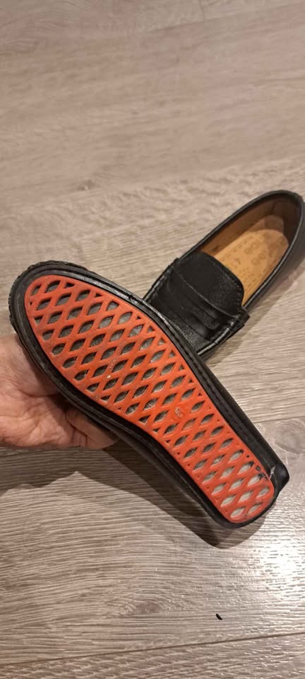 Kids Moccasins shoes- size 8 (4-5 yrs) - photo 3
