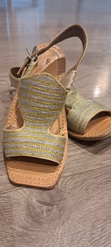 Kids tradional shoes-pakistani 100% original leather Size 9 - photo 2