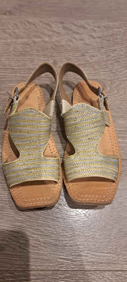 Kids tradional shoes-pakistani 100% original leather Size 9 - photo 3