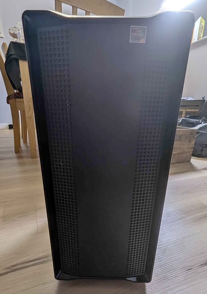 Deep Cool PC Case - Empty - Gently Used