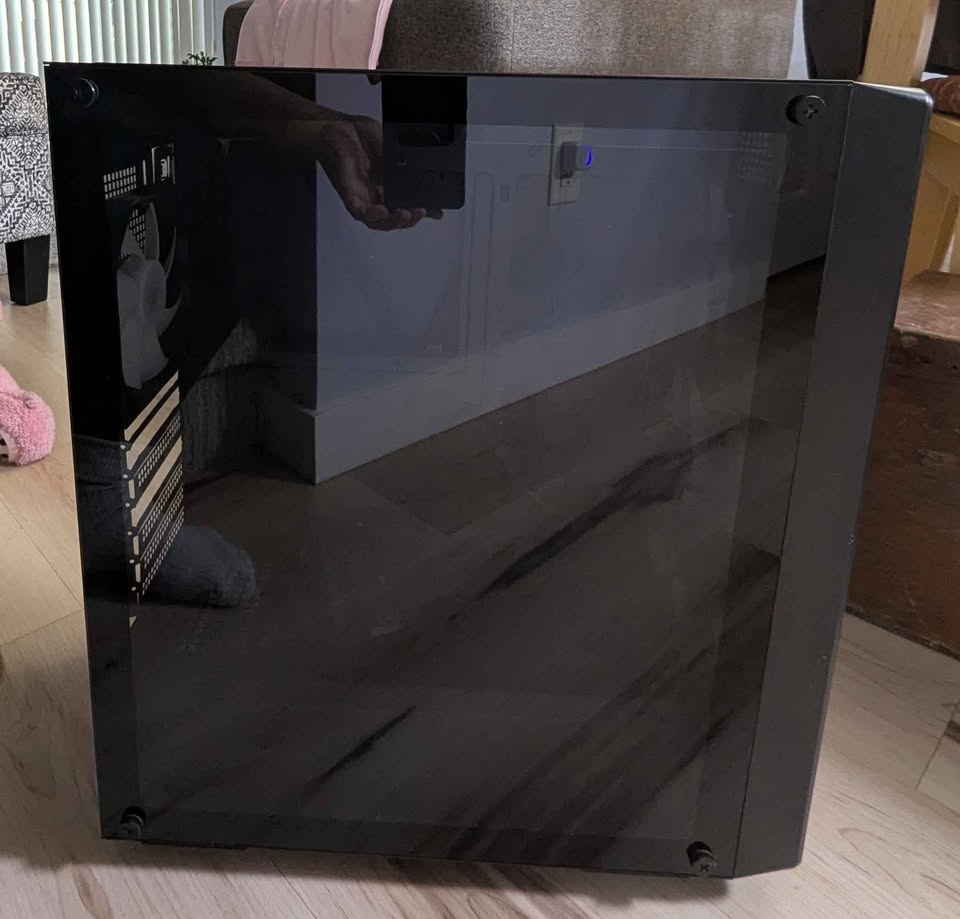 Deep Cool PC Case - Empty - Gently Used - photo 3