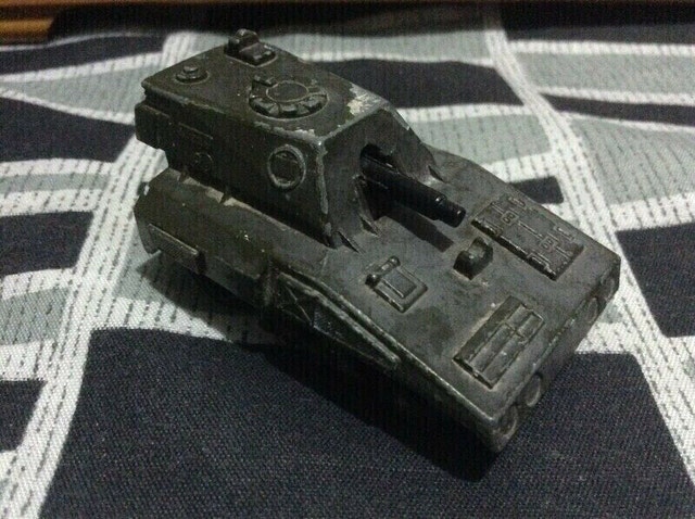 Rare MATCHBOX Lesney Self Propelled Gun tank- made in England