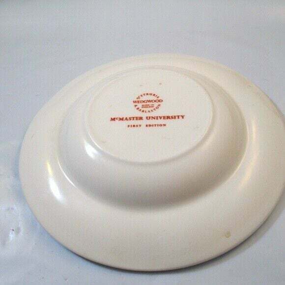 Rare Antique Wedgwood McMaster University Ashtray - photo 2