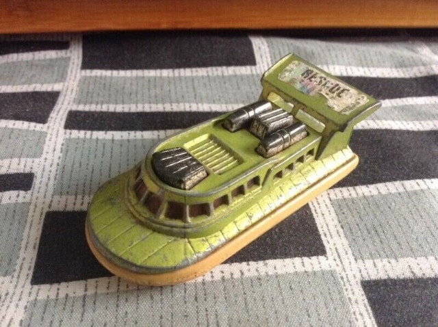 Rare Vintage Lesney diecast hovercraft - made in England - photo 3