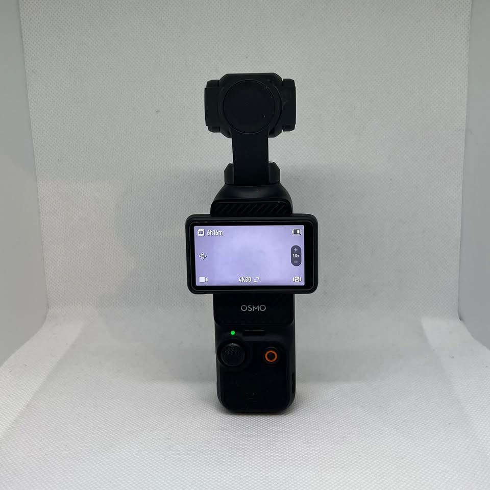 DJI Osmo Pocket 3 + Extras – ND Filters, Case, Battery Grips - photo 3