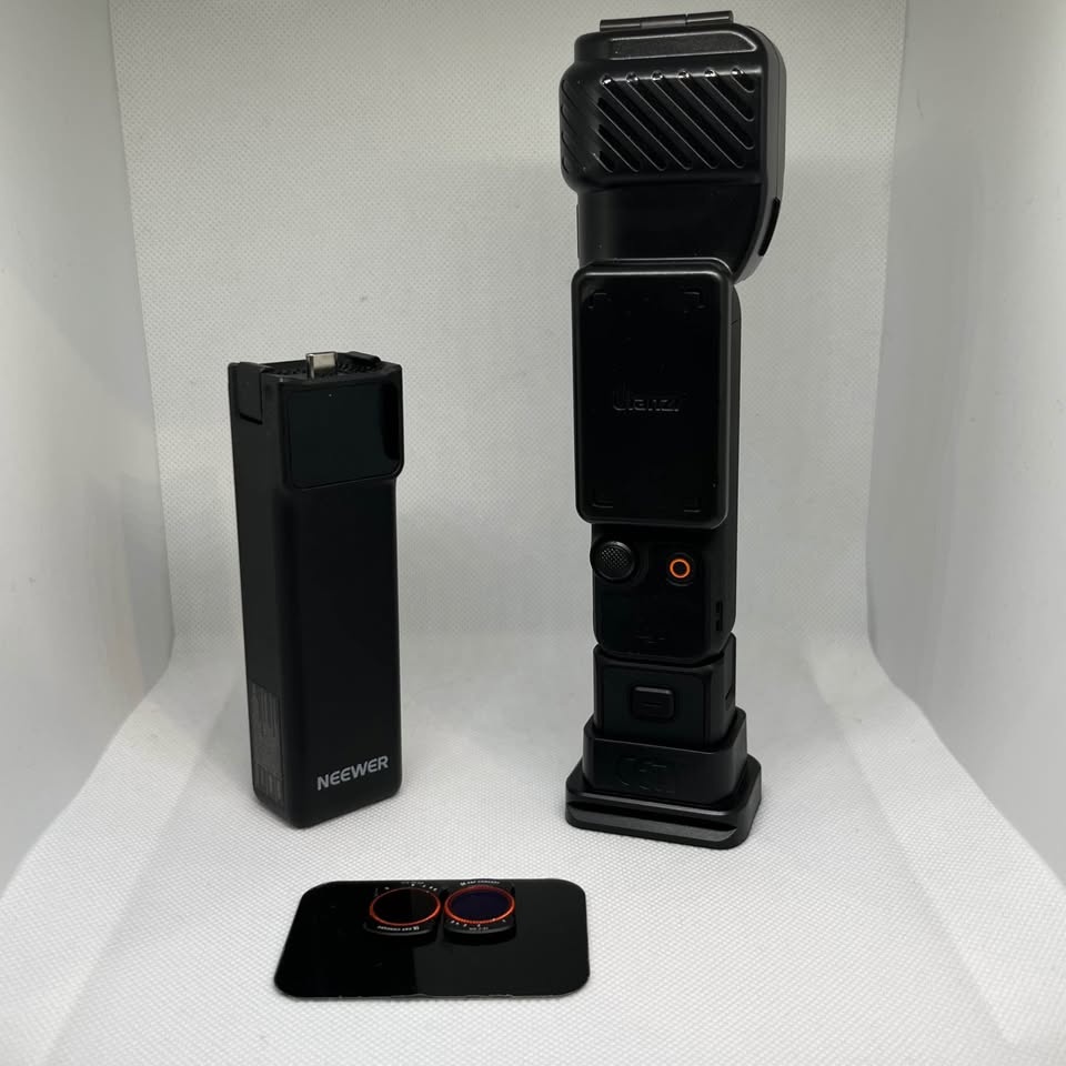 DJI Osmo Pocket 3 + Extras – ND Filters, Case, Battery Grips - photo 5