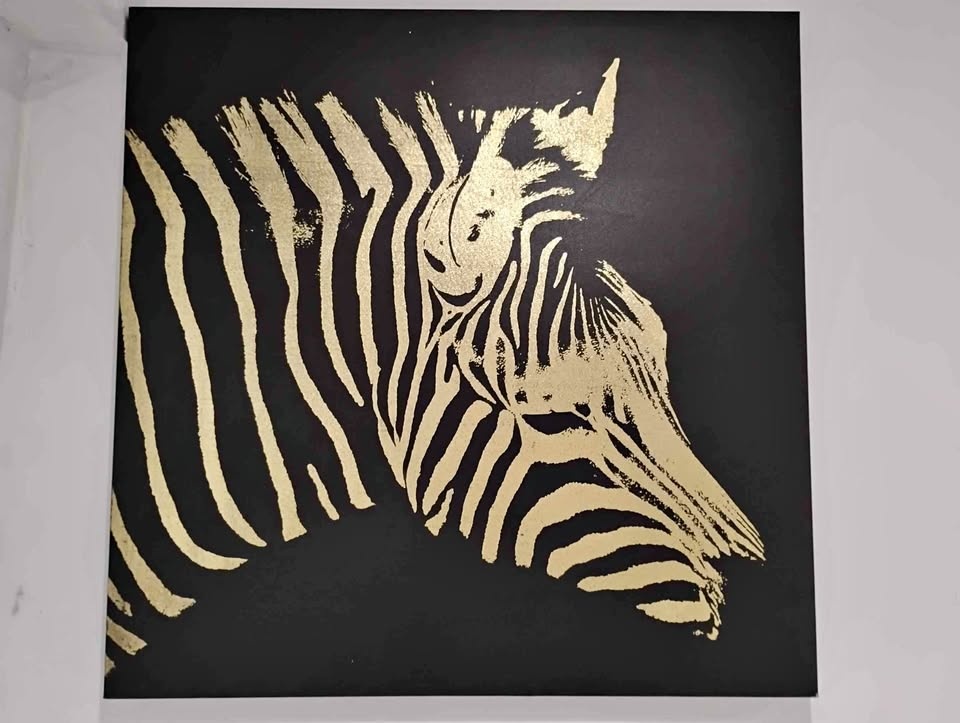 Canvas gold zebra 26"x26"
