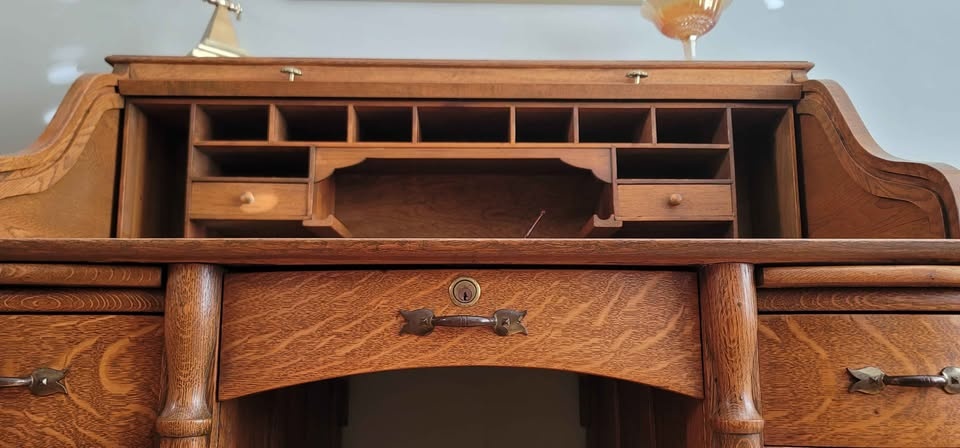 Antique Solid Oak Rolltop Desk - photo 3