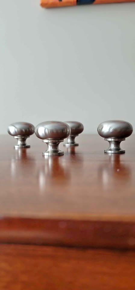 Cabinet/Drawer Hardware Knobs