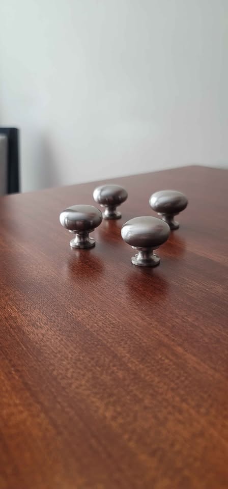 Cabinet/Drawer Hardware Knobs - photo 3
