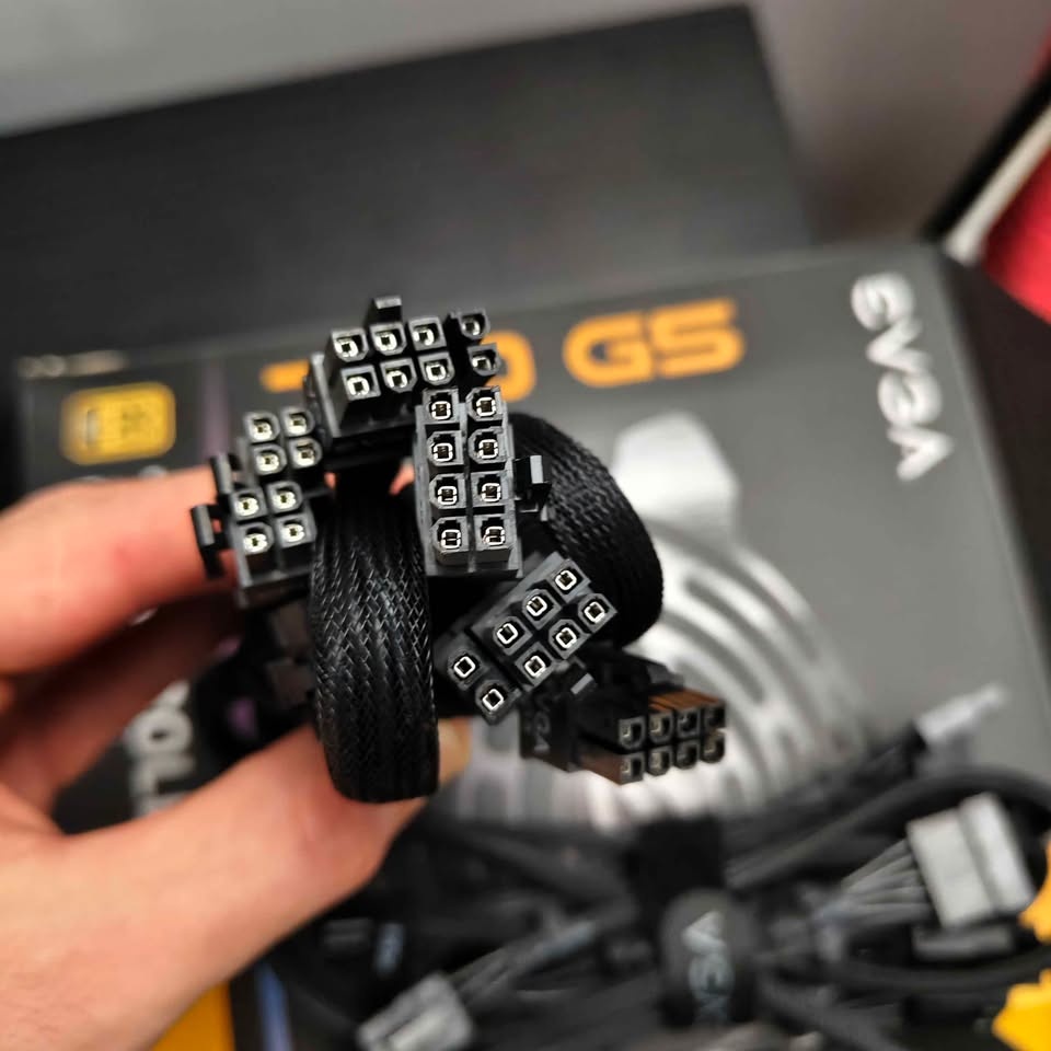 EVGA 750 G5 Supernova Modular PSU Cables - photo 2