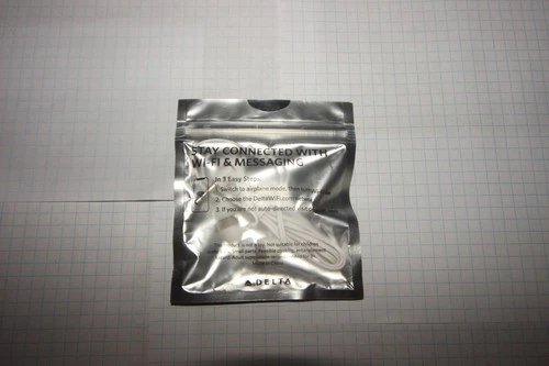 DELTA Airlines Studio "Plug In Tune Out" Earbuds - photo 5