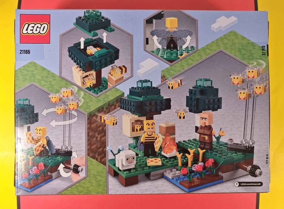 Lego Minecraft 21165 The Bee Farm w/ Beekeeper/Villager/Sheep Re - photo 2