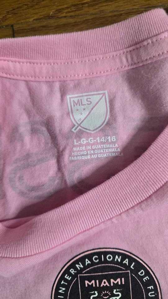 Inter Miami CF Messi 10 Pink Youth L 14/16 Jersey - photo 4