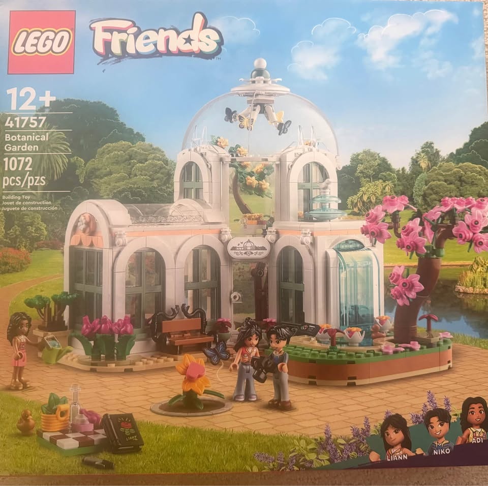 LEGO 41757 Friends Botanical Garden - photo 3