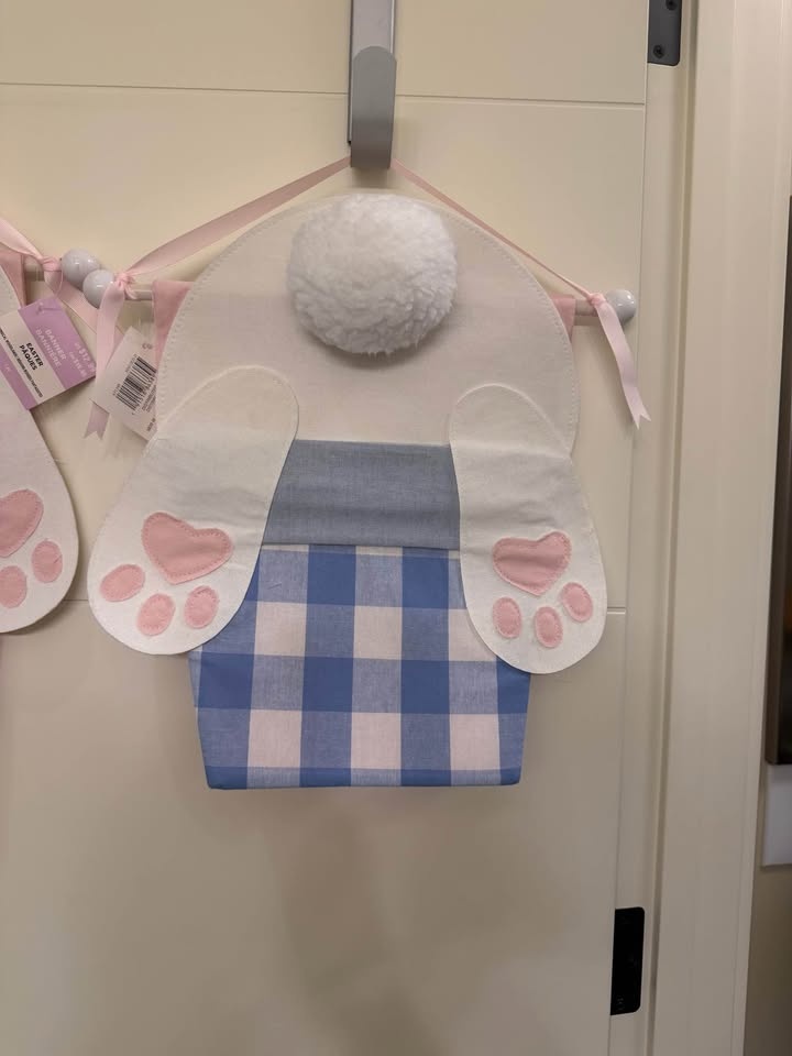 Easter Bunny Wall or Door Hanging Home Decor - photo 3
