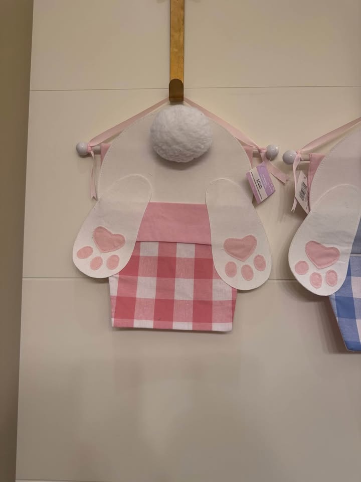 Easter Bunny Wall or Door Hanging Home Decor - photo 4