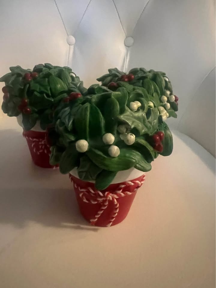Christmas Ceramic Mistletoe Home Decor - photo 3