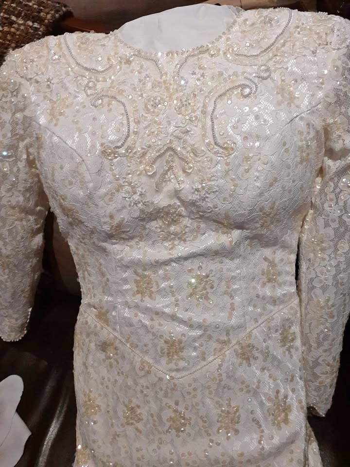 '90 Weeding dress