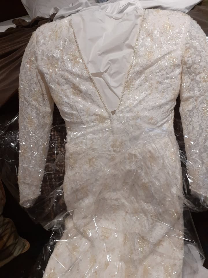 '90 Weeding dress - photo 3