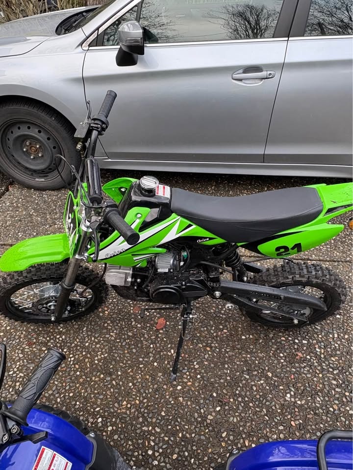 125cc Dirtbike NEW IN BOX - photo 2