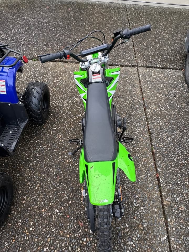 125cc Dirtbike NEW IN BOX - photo 3