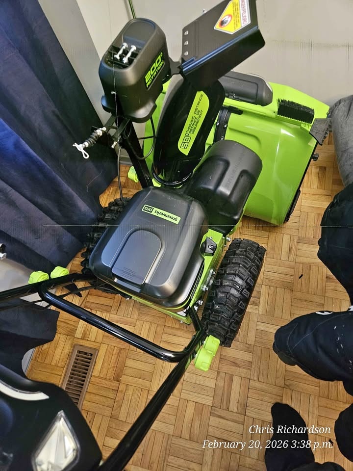 Greenworks 80v 24" Snowblower (Tool Only)