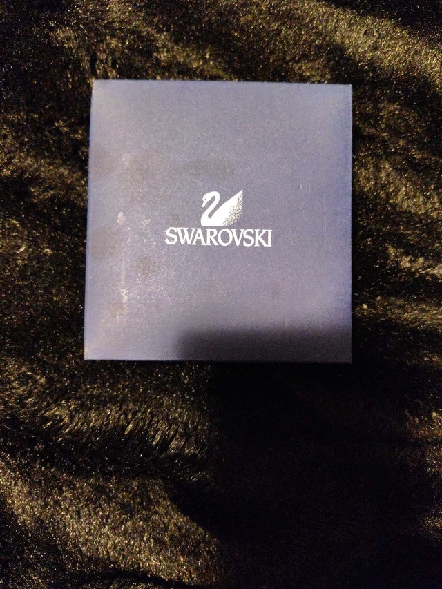 Swarovski Necklace and Earrings - photo 3
