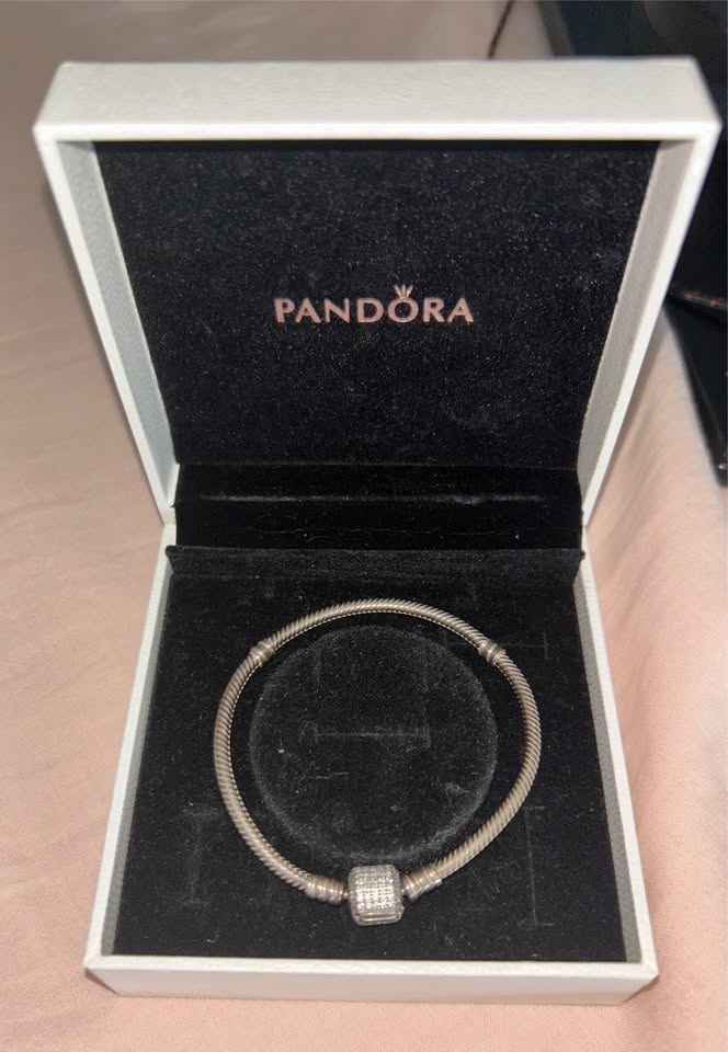 Pandora Sparkling Pavé Clasp Snake Chain Bracelet - photo 4