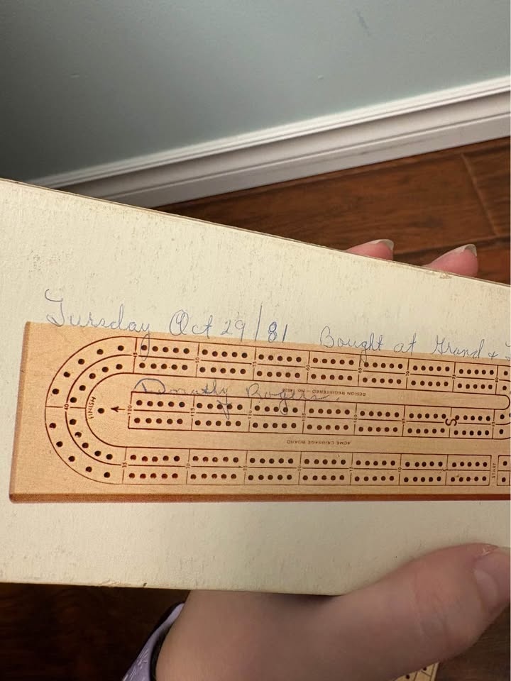 Vintage Cribbage Board - photo 3