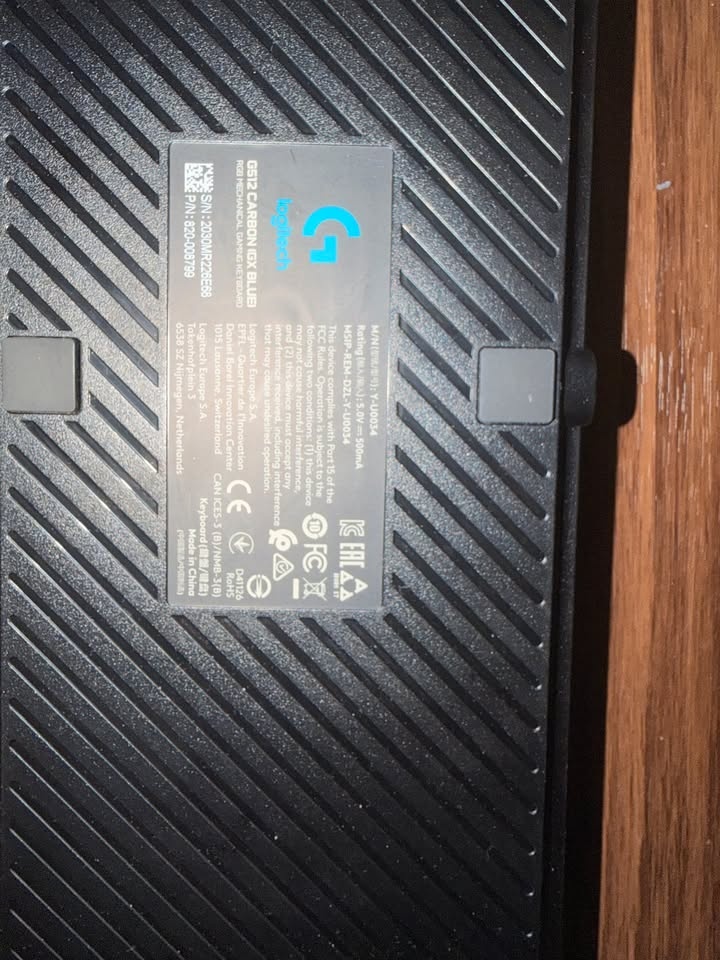 Logitech RGB Keyboard - photo 2