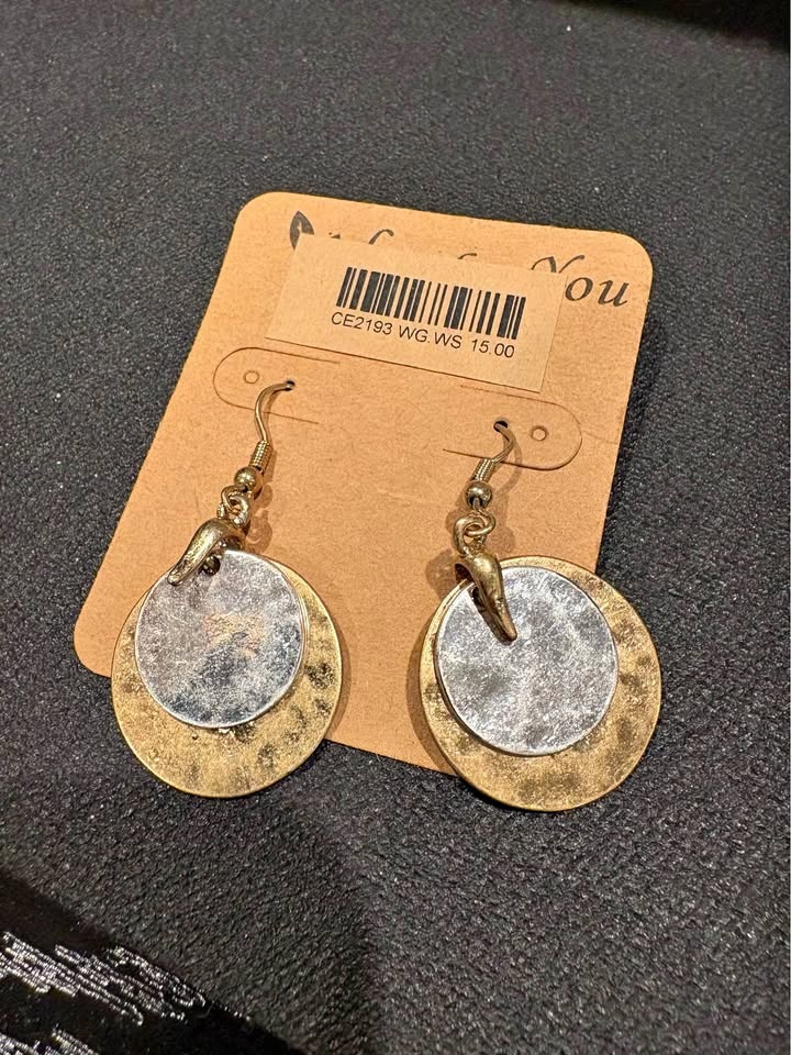 Lucky you earring lot