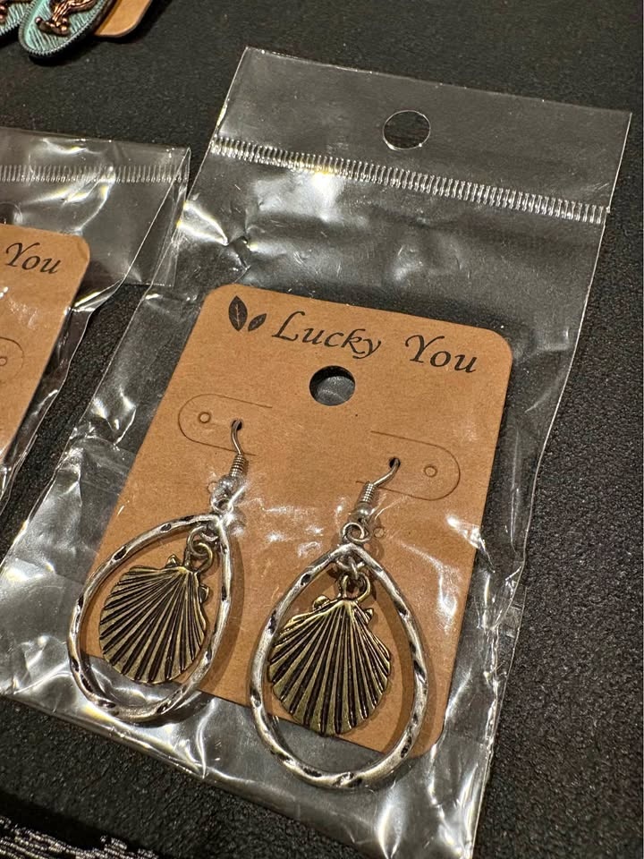 Lucky earring lot