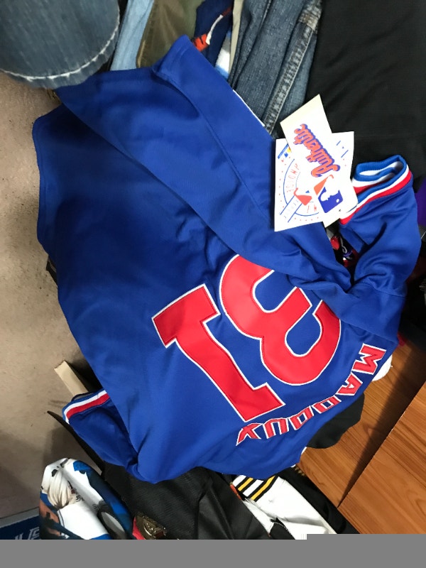 Greg Maddux Jersey - photo 4