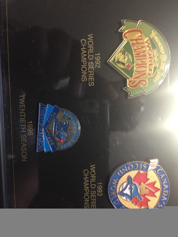 Jays Pin Set Framed - photo 2