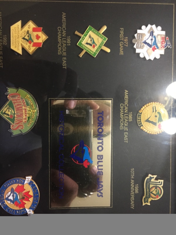 Jays Pin Set Framed - photo 3