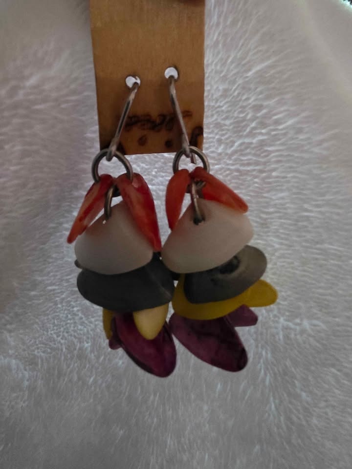 Vintage Colour Shell Earrings - photo 2