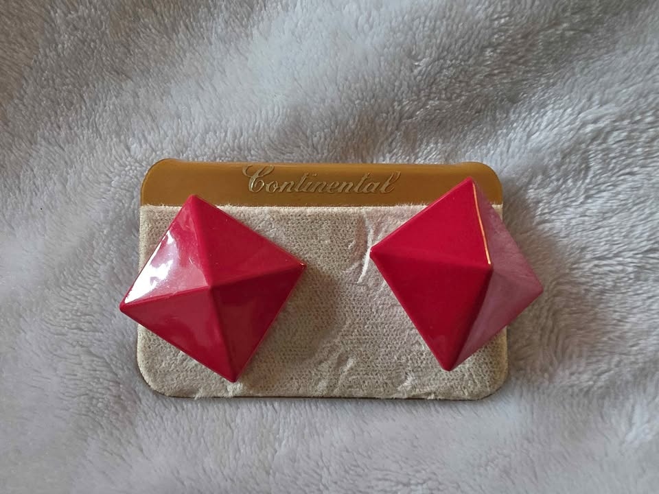 Brand new Vintage Red Earrings