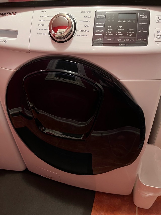 Samsung Washer and Dryer Set - photo 2