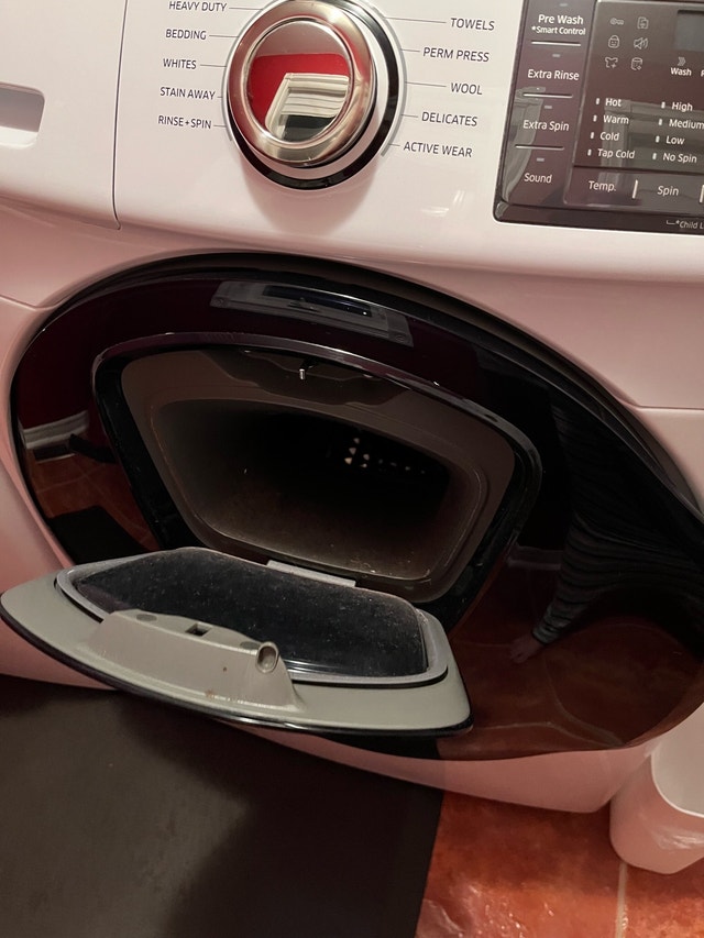 Samsung Washer and Dryer Set - photo 3