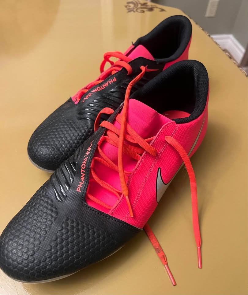 Indoor Soccer Shoes - Size US 11 - photo 2