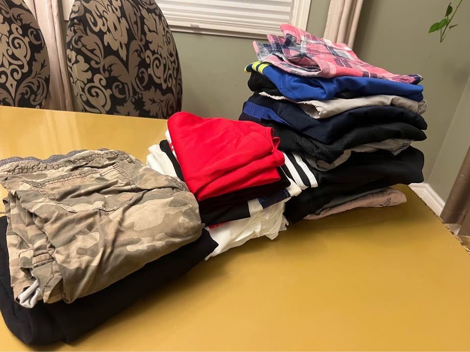 Boys Summer Clothes Lot - photo 4