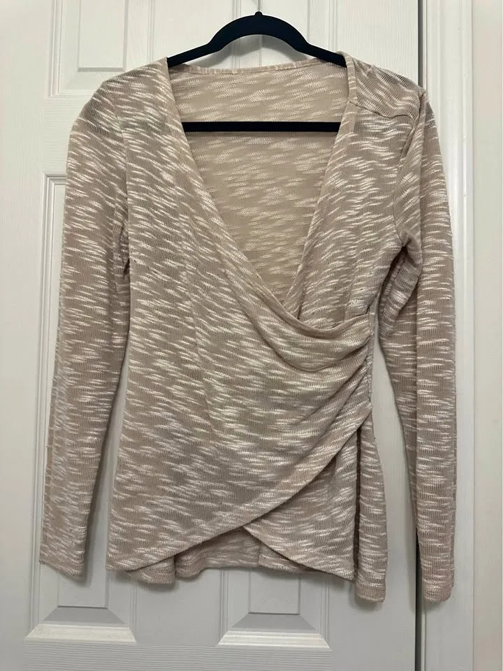 Beige Top thumbnail