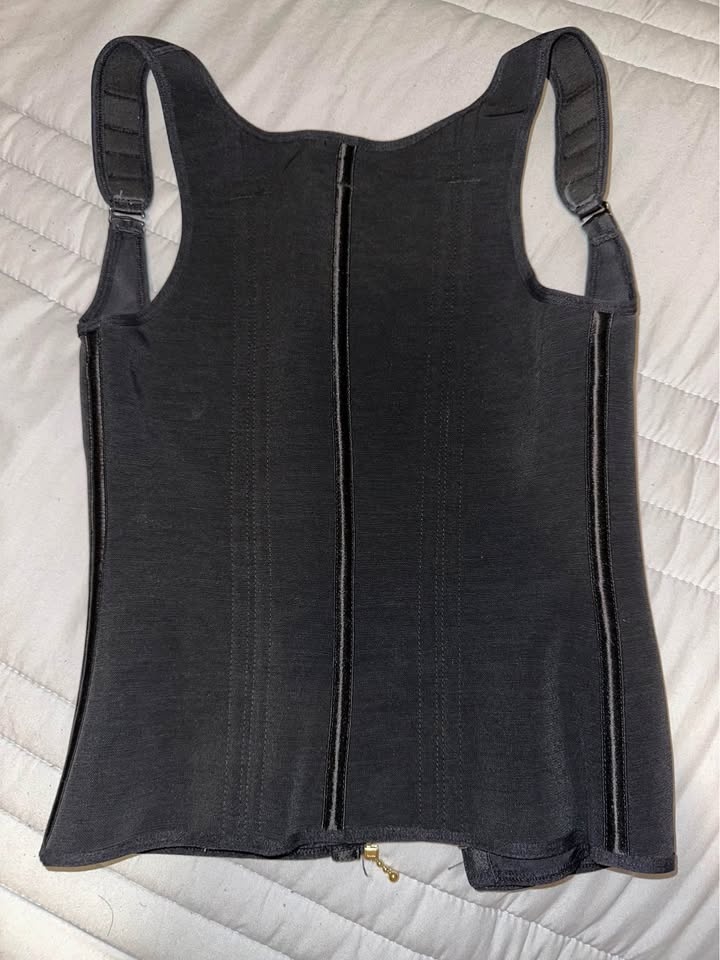 Waist Trainer - Size Small - photo 4