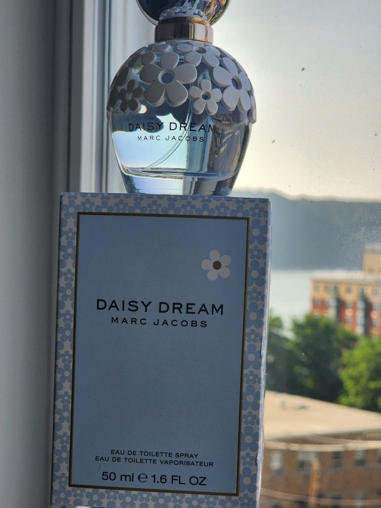 Marc Jacobs DAISY DREAM (NEW)