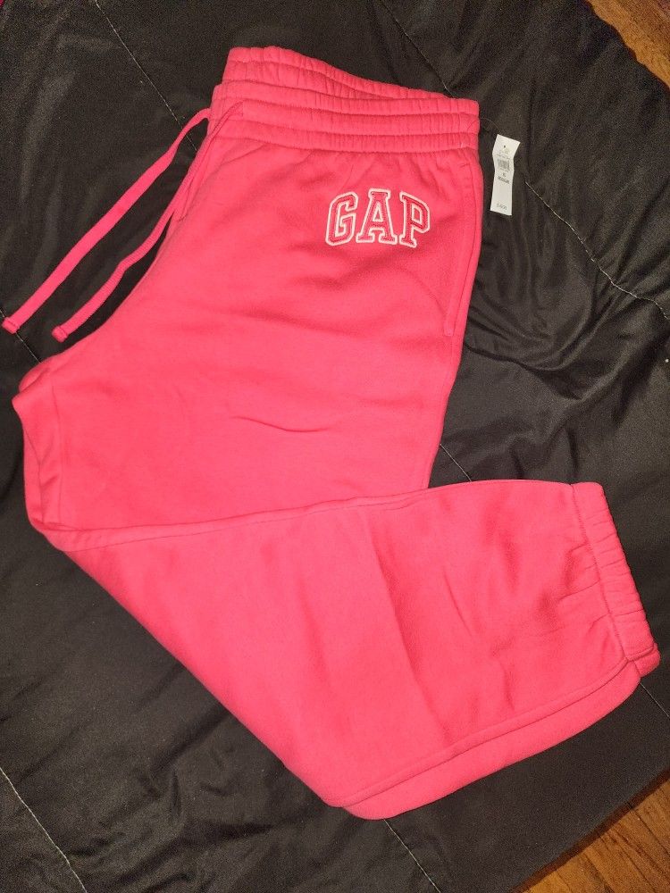 GAP Sweatpants (NEW)