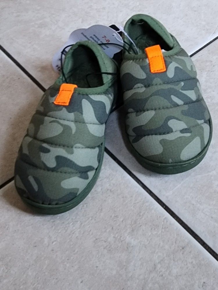 Boys Slippers (NEW) - photo 2