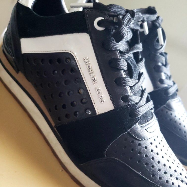 Michael Kors Sneakers - photo 2